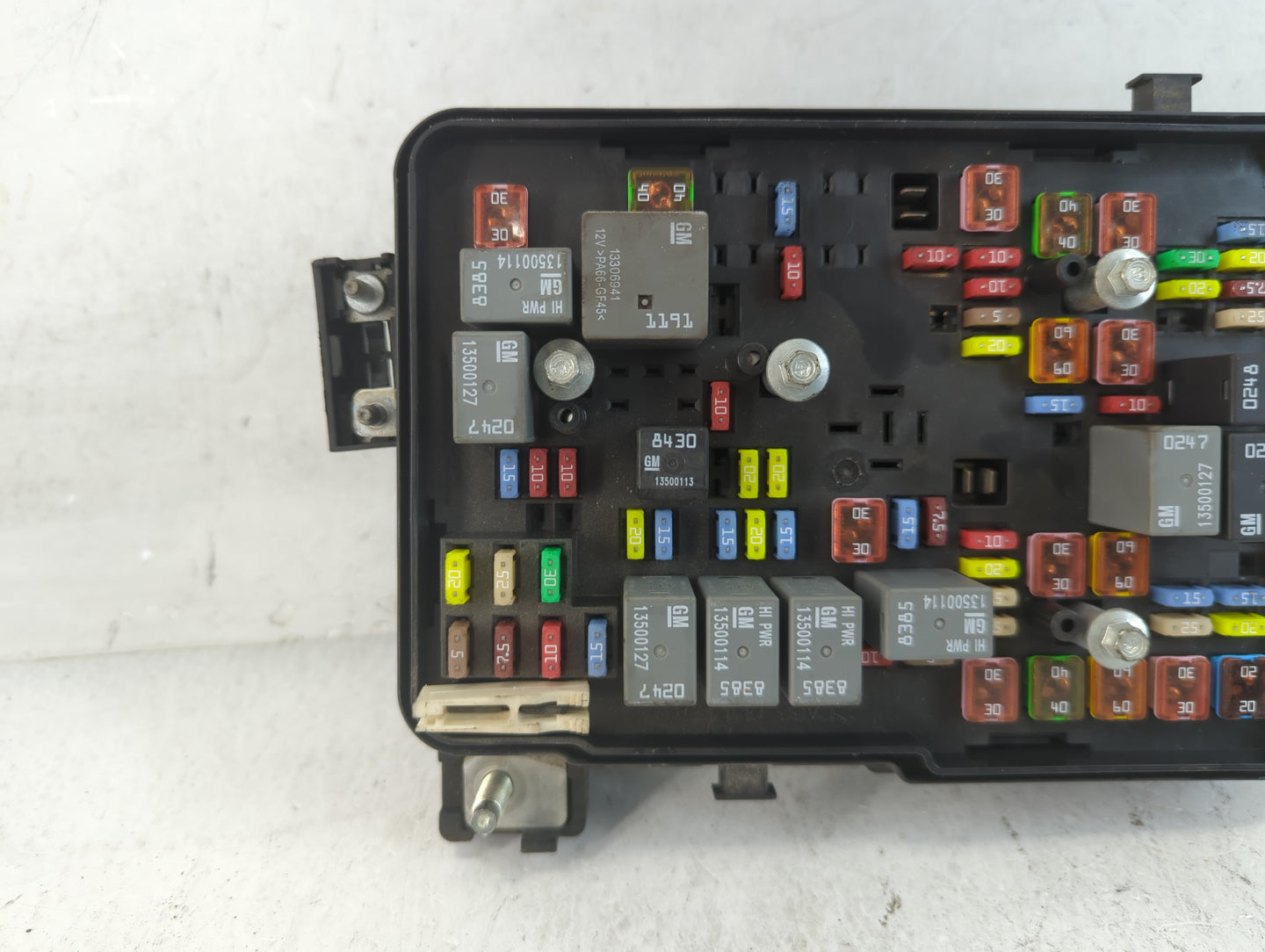 2013-2016 Chevrolet Equinox Fusebox Fuse Box Panel Relay Module P/N:22929763 Fits Fits 2013 2014 2015 2016 OEM Used Auto Par