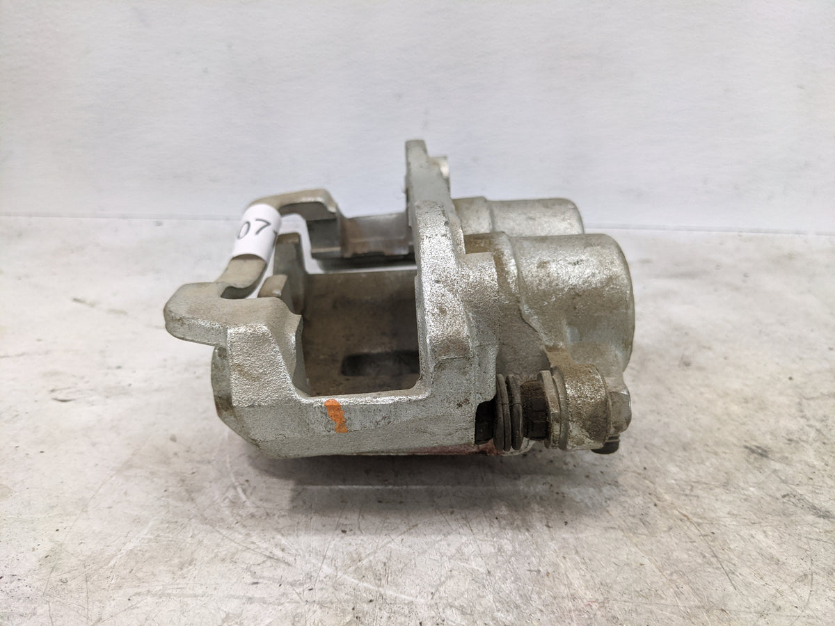2014 Chevrolet Express Rear Passenger Right Brake Caliper - Oemusedautoparts1.com