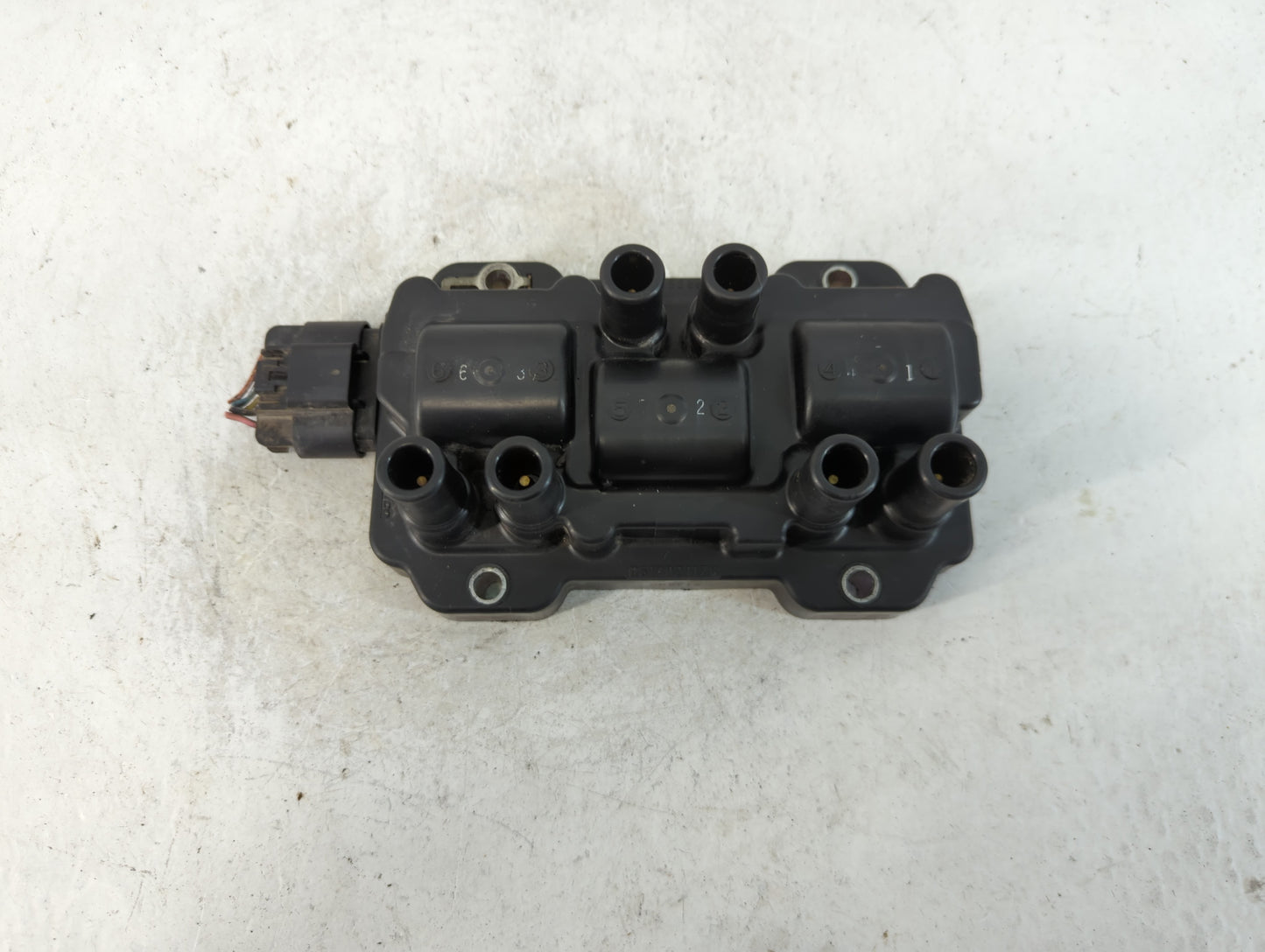 2014 Chevrolet Express 1500 Ignition Coil Pack - Oemusedautoparts1.com