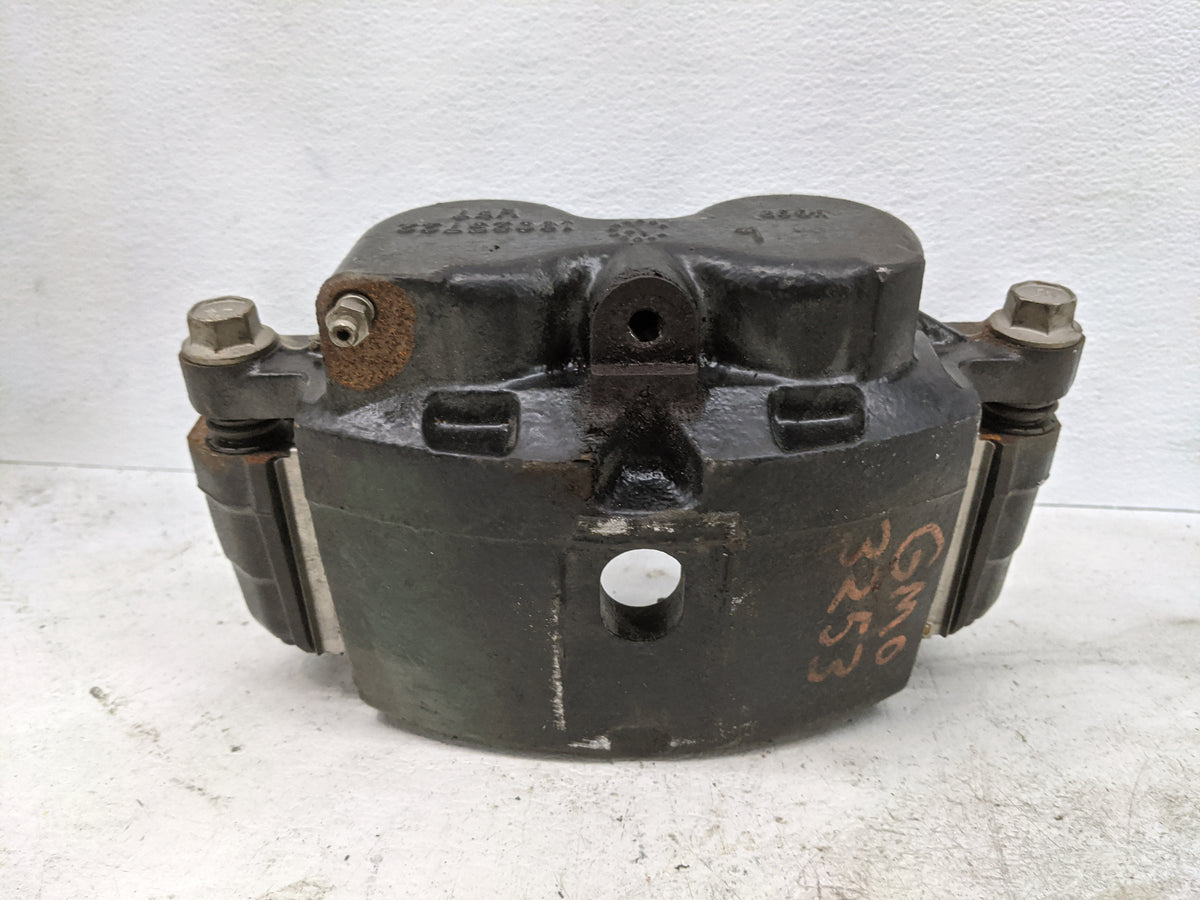 2014 Chevrolet Express 2500 Front Driver Left Brake Caliper - Oemusedautoparts1.com