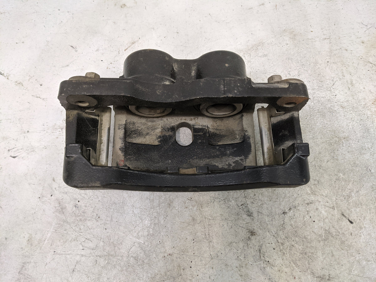 2014 Chevrolet Express 2500 Front Passenger Right Brake Caliper - Oemusedautoparts1.com