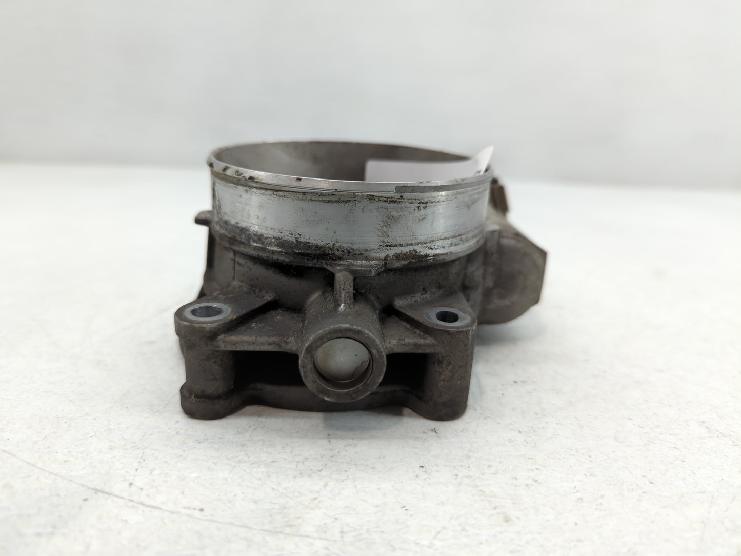 2009-2015 Chevrolet Express 2500 Throttle Body P/N:RME87-3C9992 Fits Fits 2009 2010 2011 2012 2013 2014 2015 OEM Used Auto P