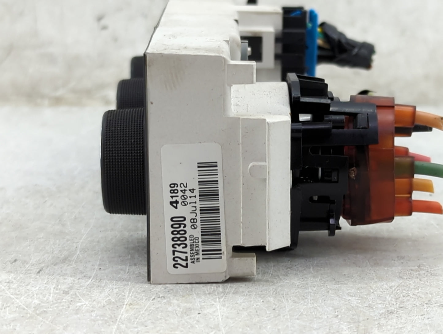 2008-2021 Chevrolet Express 3500 Climate Control Module Temperature AC/Heater Replacement P/N:22738890 Fits OEM Used Auto Pa