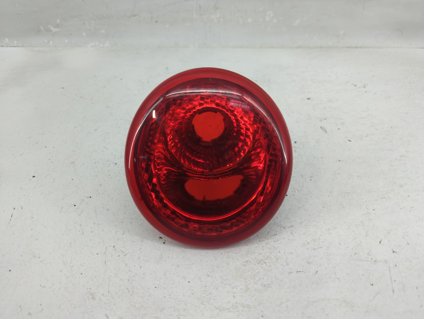 2006-2011 Chevrolet Hhr Tail Light Assembly Passenger Right OEM P/N:16532504 A Fits Fits 2006 2007 2008 2009 2010 2011 OEM U