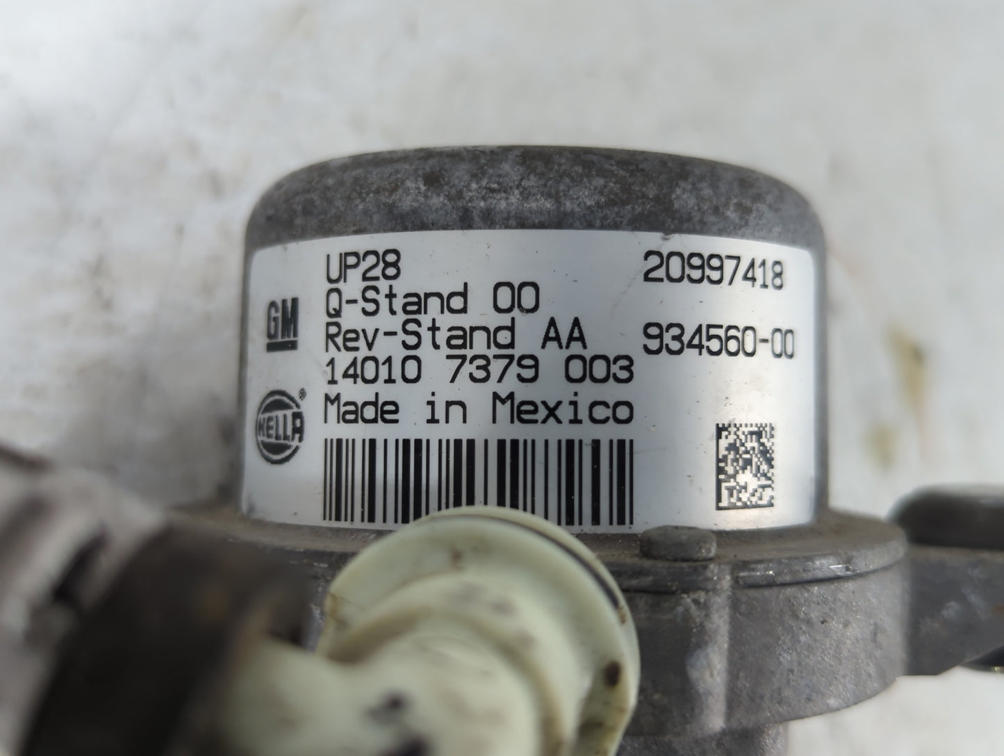 2012-2016 Chevrolet Impala Central Vaccum Lock Pump - Oemusedautoparts1.com