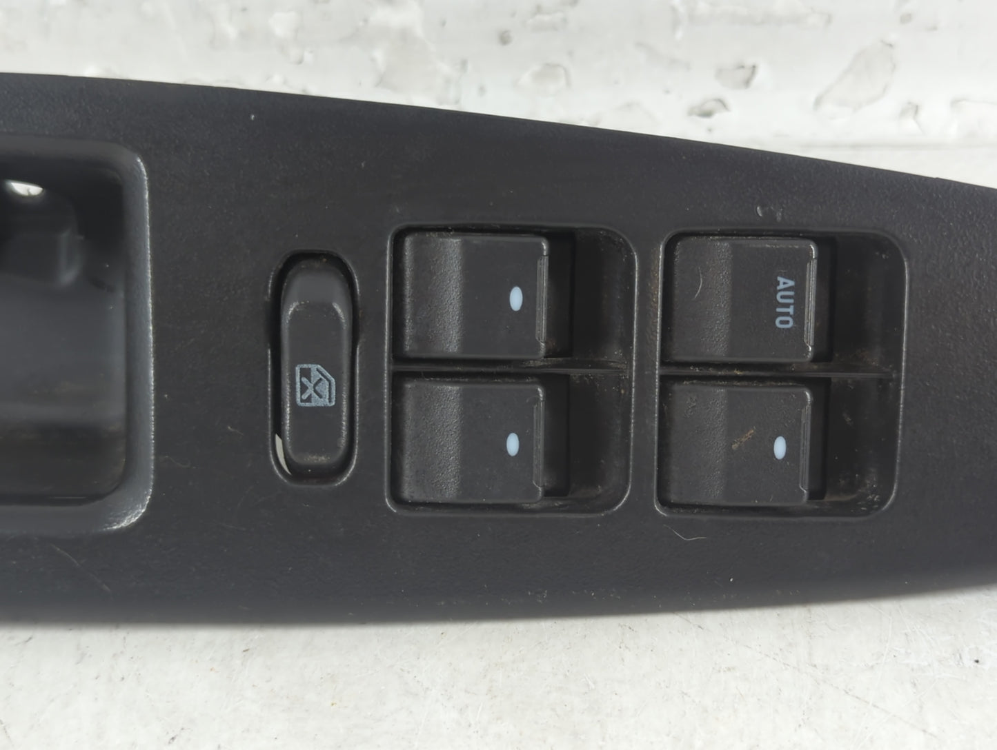 2009-2016 Chevrolet Impala Master Power Window Switch Replacement Driver Side Left P/N:25828893 Fits OEM Used Auto Parts - O