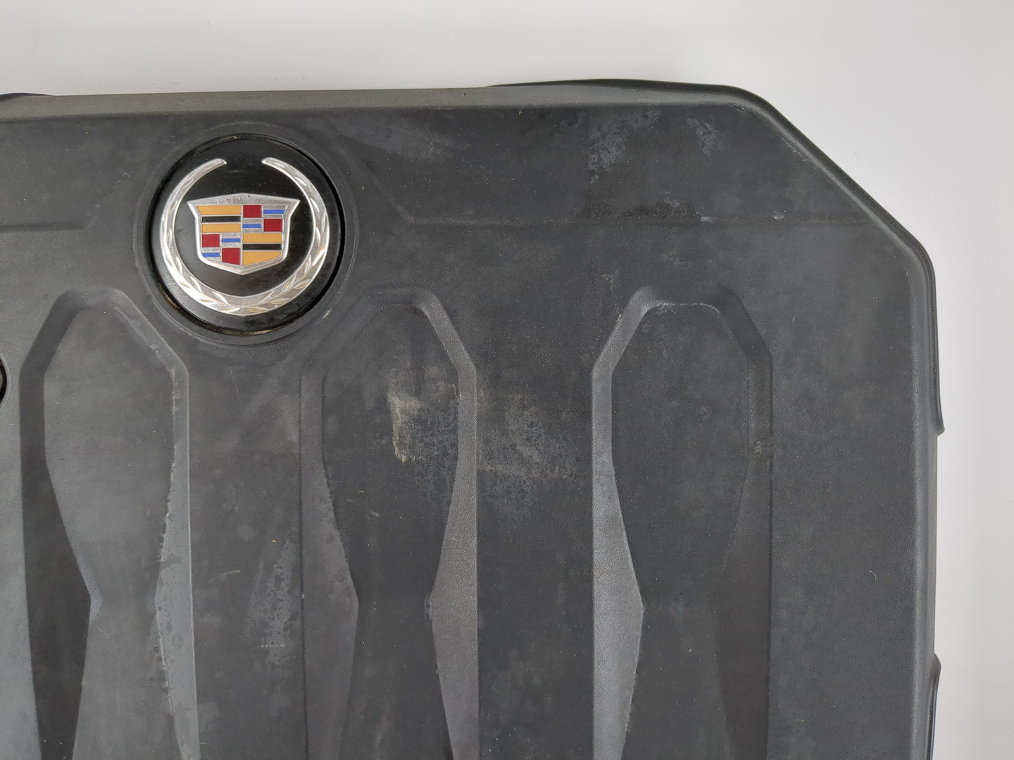 2014 Chevrolet Impala Engine Cover - Oemusedautoparts1.com