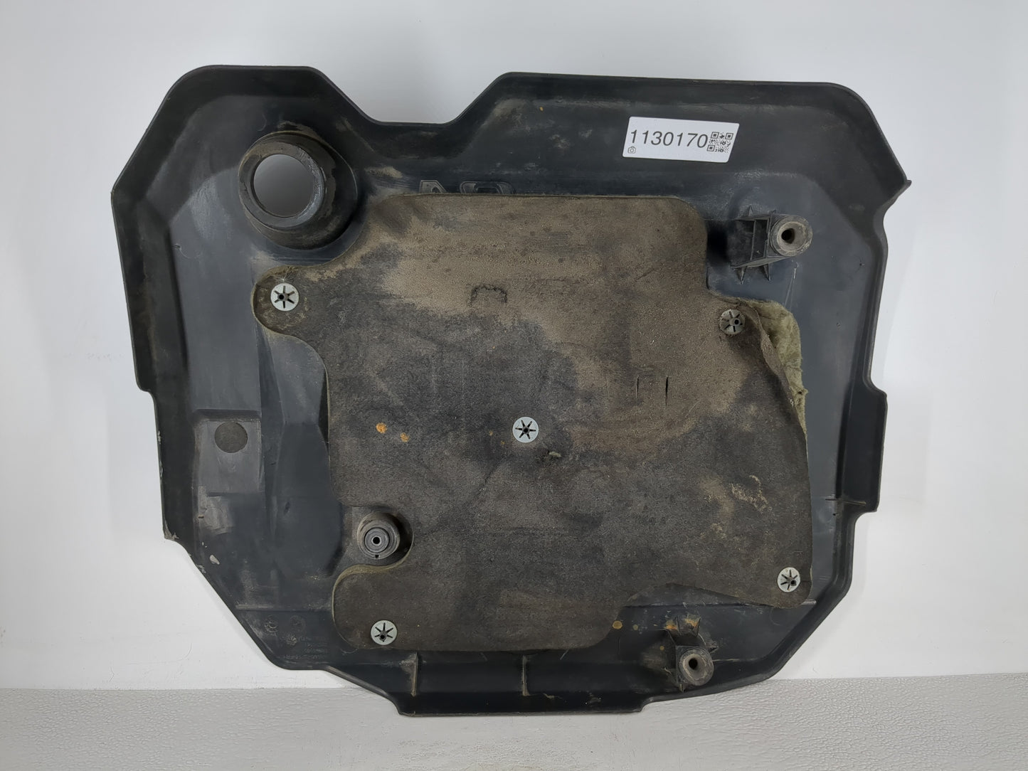 2014 Chevrolet Impala Engine Cover - Oemusedautoparts1.com