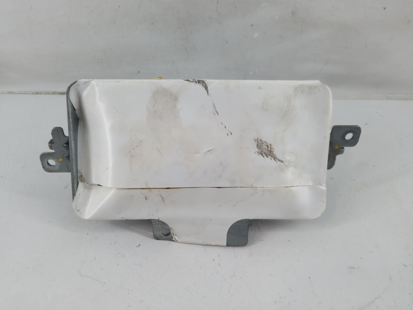 2006-2016 Chevrolet Impala Air Bag Passenger Right Dashboard OEM Fits Fits 2006 2007 2008 2009 2010 2011 2012 2013 2014 2015