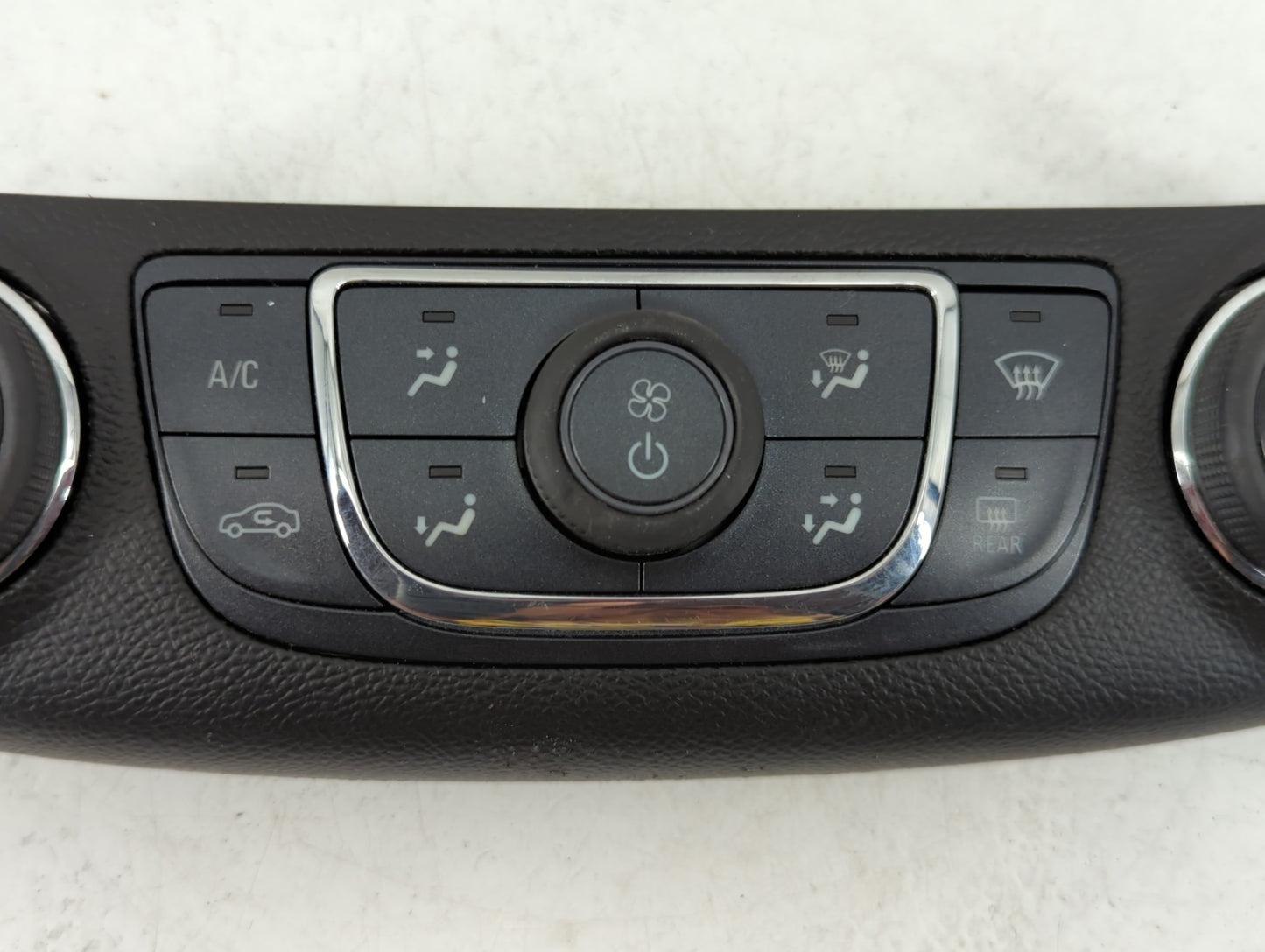 2014 Chevrolet Impala Climate Control Module Temperature AC/Heater Replacement P/N:23113226 Fits OEM Used Auto Parts - Oemus