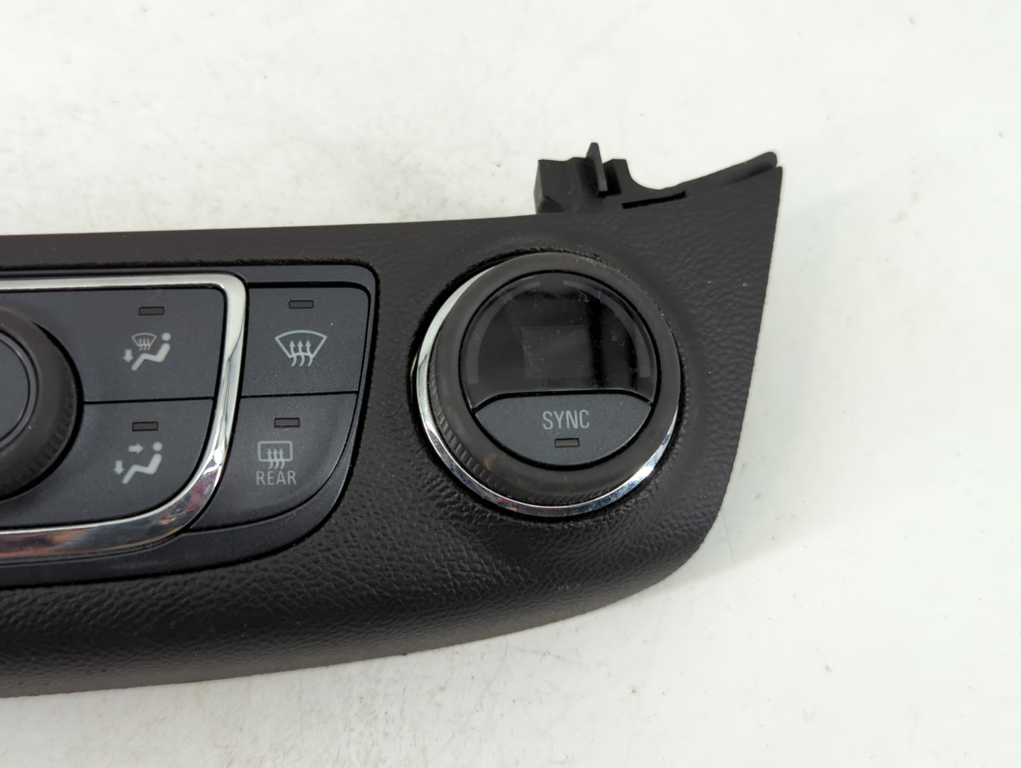 2014 Chevrolet Impala Climate Control Module Temperature AC/Heater Replacement P/N:23113226 Fits OEM Used Auto Parts - Oemus