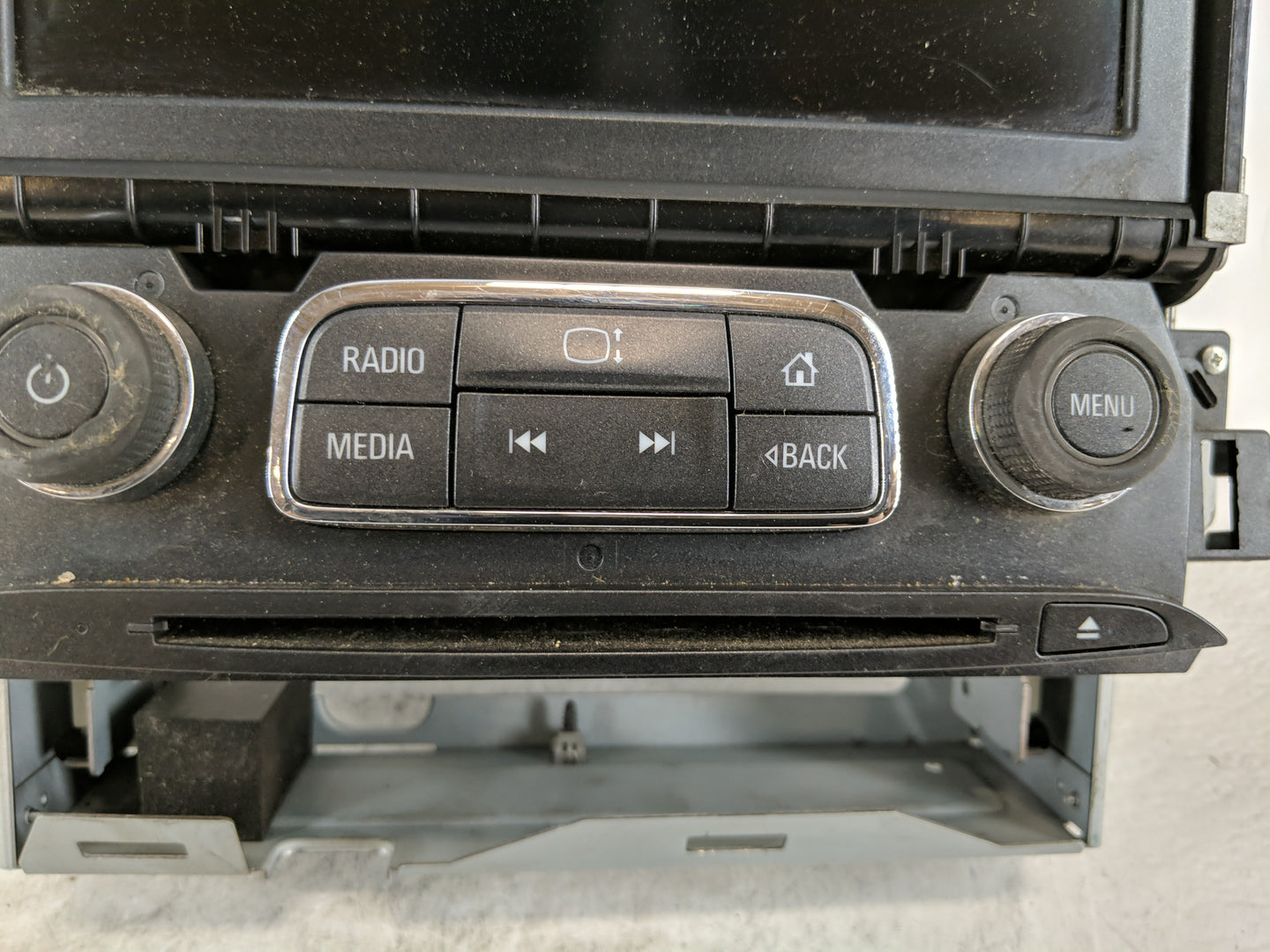 2014 Chevrolet Impala Radio AM FM Cd Player Receiver Replacement P/N:23113224 Fits Fits 2013 2015 OEM Used Auto Parts - Oemu
