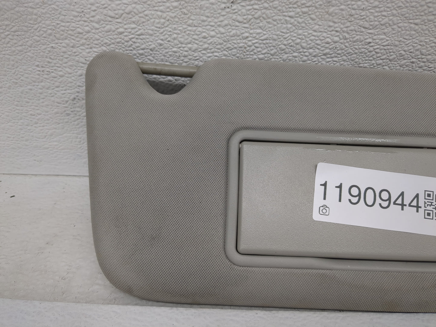 2006-2016 Chevrolet Impala Sun Visor Shade Replacement Passenger Right Mirror Fits OEM Used Auto Parts - Oemusedautoparts1.c