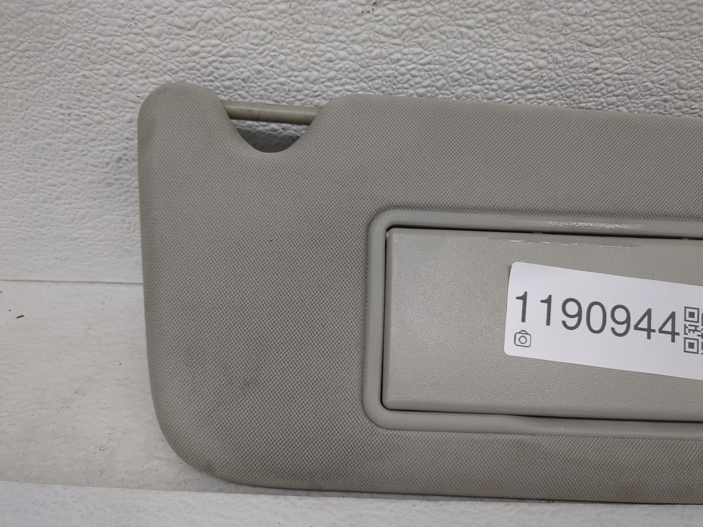 2006-2016 Chevrolet Impala Sun Visor Shade Replacement Passenger Right Mirror Fits OEM Used Auto Parts - Oemusedautoparts1.c