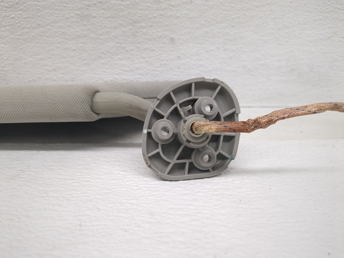 2006-2016 Chevrolet Impala Sun Visor Shade Replacement Passenger Right Mirror Fits OEM Used Auto Parts - Oemusedautoparts1.c