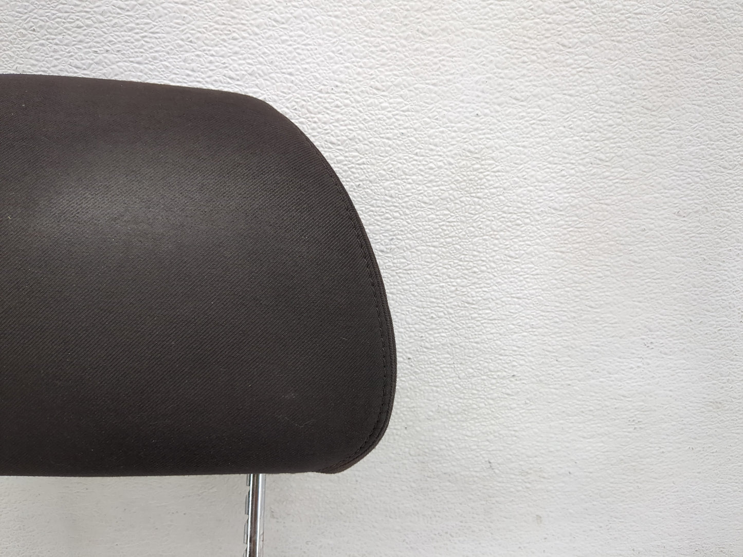 2014-2015 Chevrolet Impala Headrest Head Rest Front Driver Passenger Seat Fits Fits 2014 2015 OEM Used Auto Parts - Oemuseda