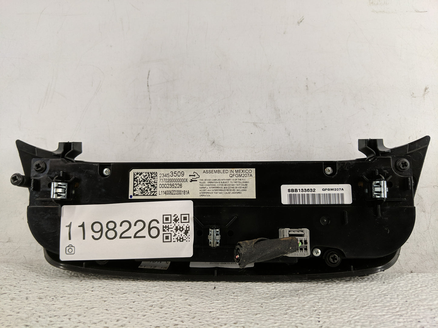2014-2020 Chevrolet Impala Climate Control Module Temperature AC/Heater Replacement P/N:QFGM207A 23453509 Fits OEM Used Auto
