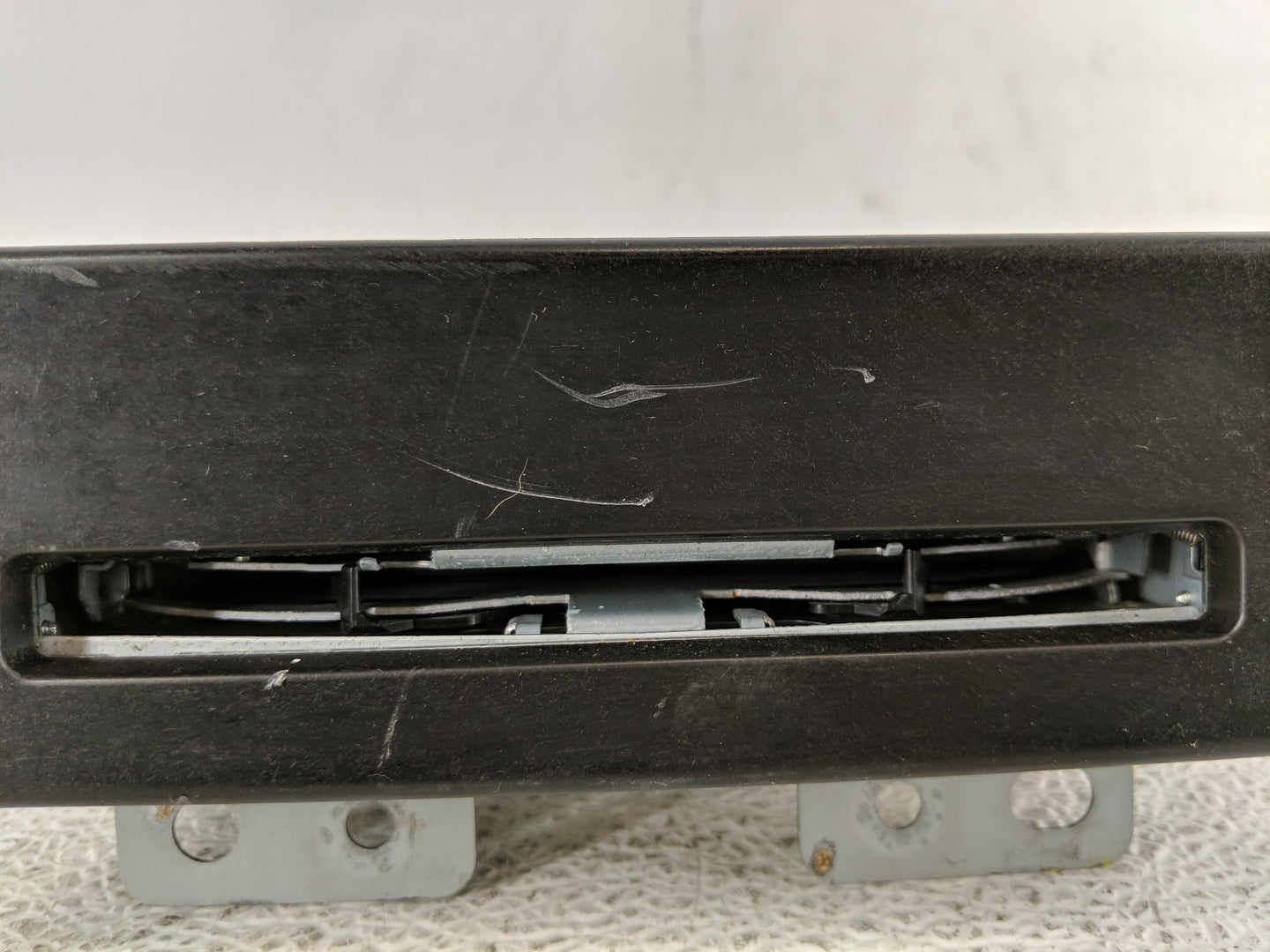 2014-2015 Chevrolet Impala Radio AM FM Cd Player Receiver Replacement P/N:2311 8961 Fits Fits 2014 2015 OEM Used Auto Parts 