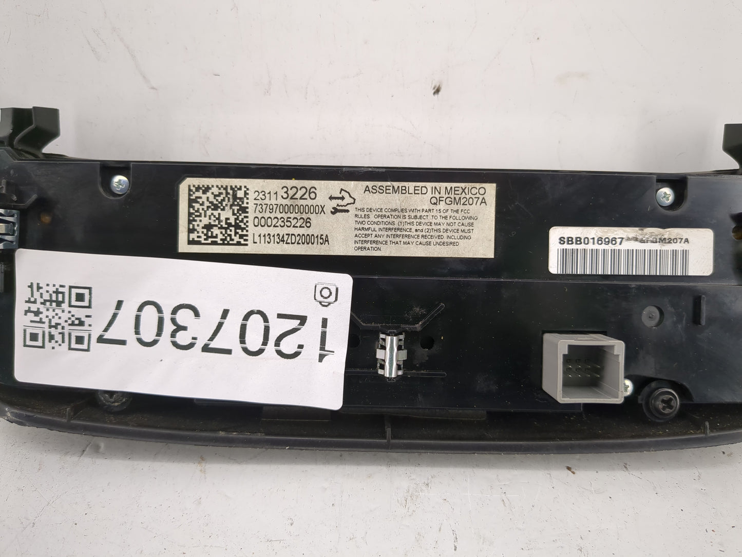 2014 Chevrolet Impala Climate Control Module Temperature AC/Heater Replacement P/N:23113226 Fits OEM Used Auto Parts - Oemus