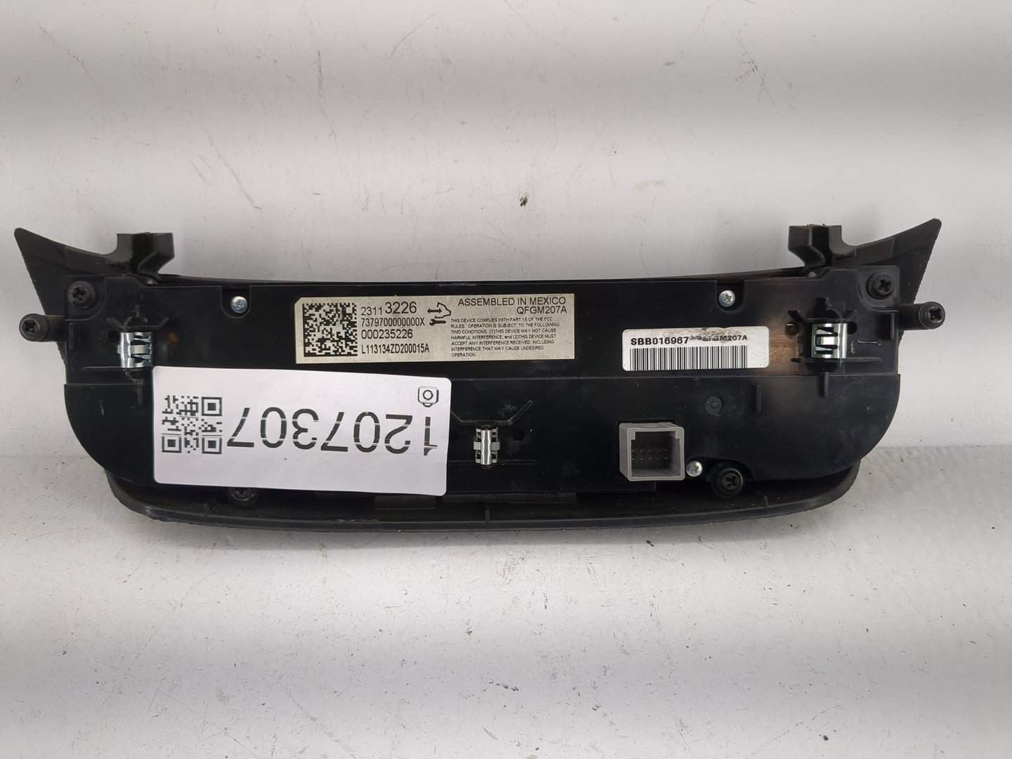 2014 Chevrolet Impala Climate Control Module Temperature AC/Heater Replacement P/N:23113226 Fits OEM Used Auto Parts - Oemus
