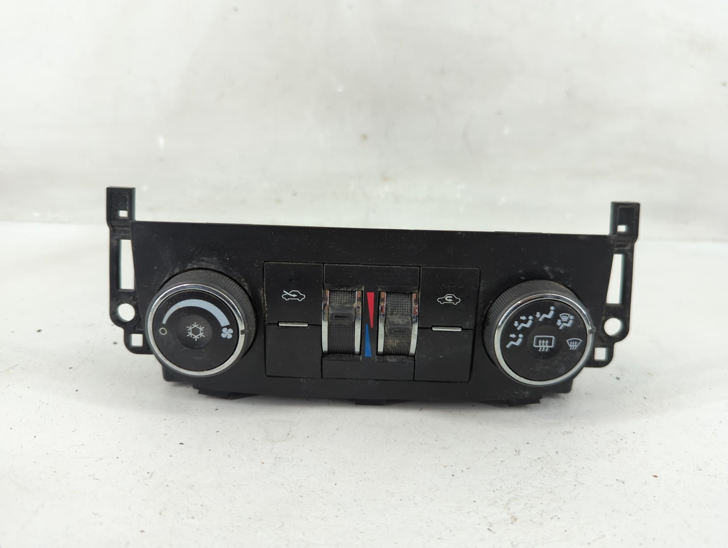 2012-2016 Chevrolet Impala Climate Control Module Temperature AC/Heater Replacement P/N:22884767 Fits OEM Used Auto Parts - 