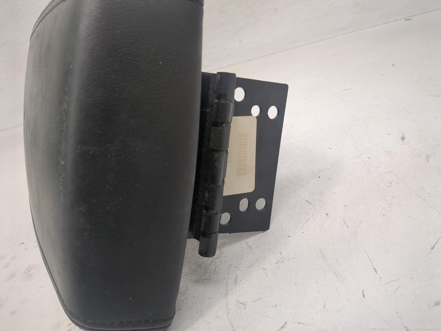 2014 Chevrolet Impala Center Console Armrest Cover Lid Fits OEM Used Auto Parts - Oemusedautoparts1.com