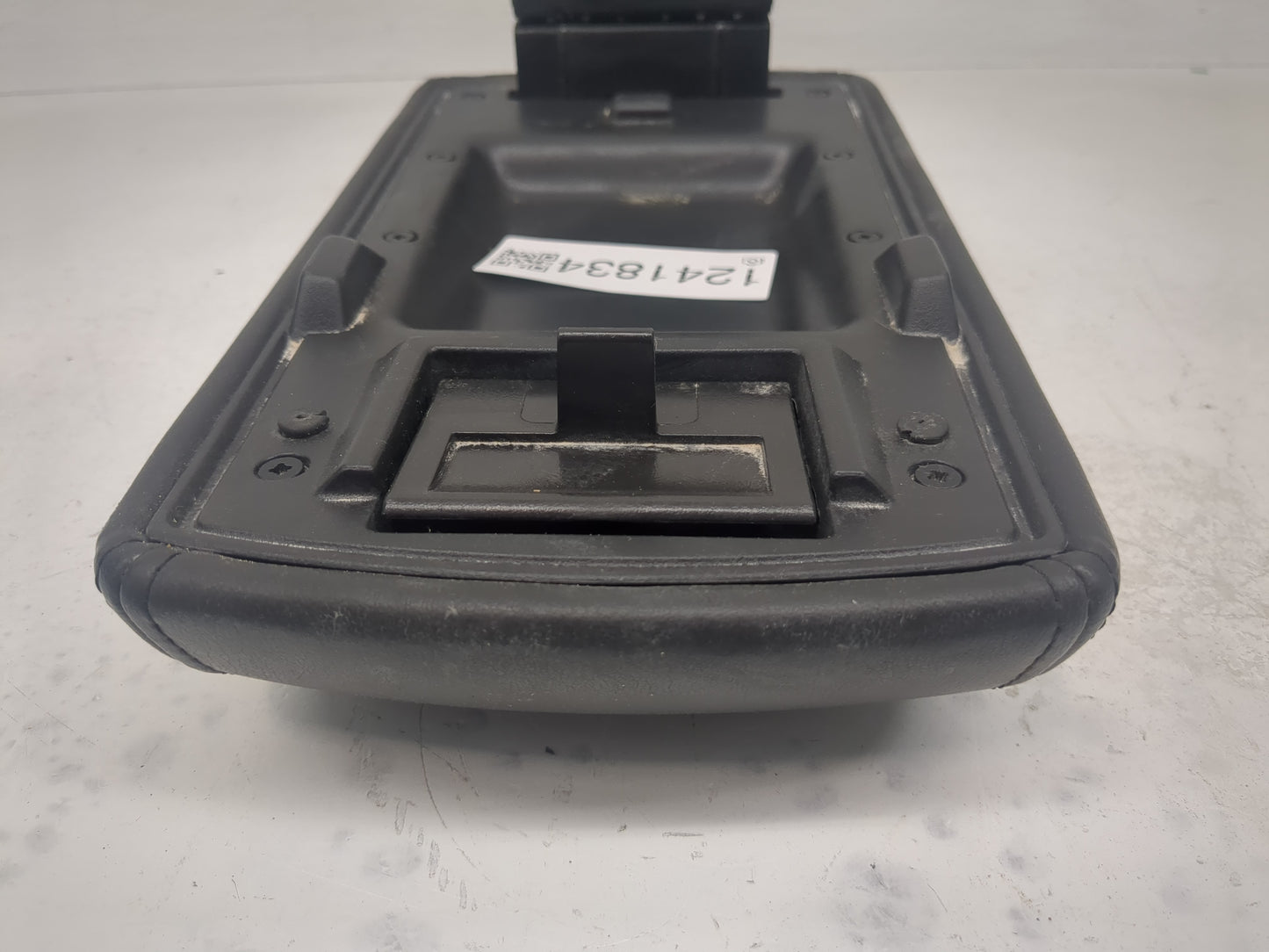2014 Chevrolet Impala Center Console Armrest Cover Lid Fits OEM Used Auto Parts - Oemusedautoparts1.com