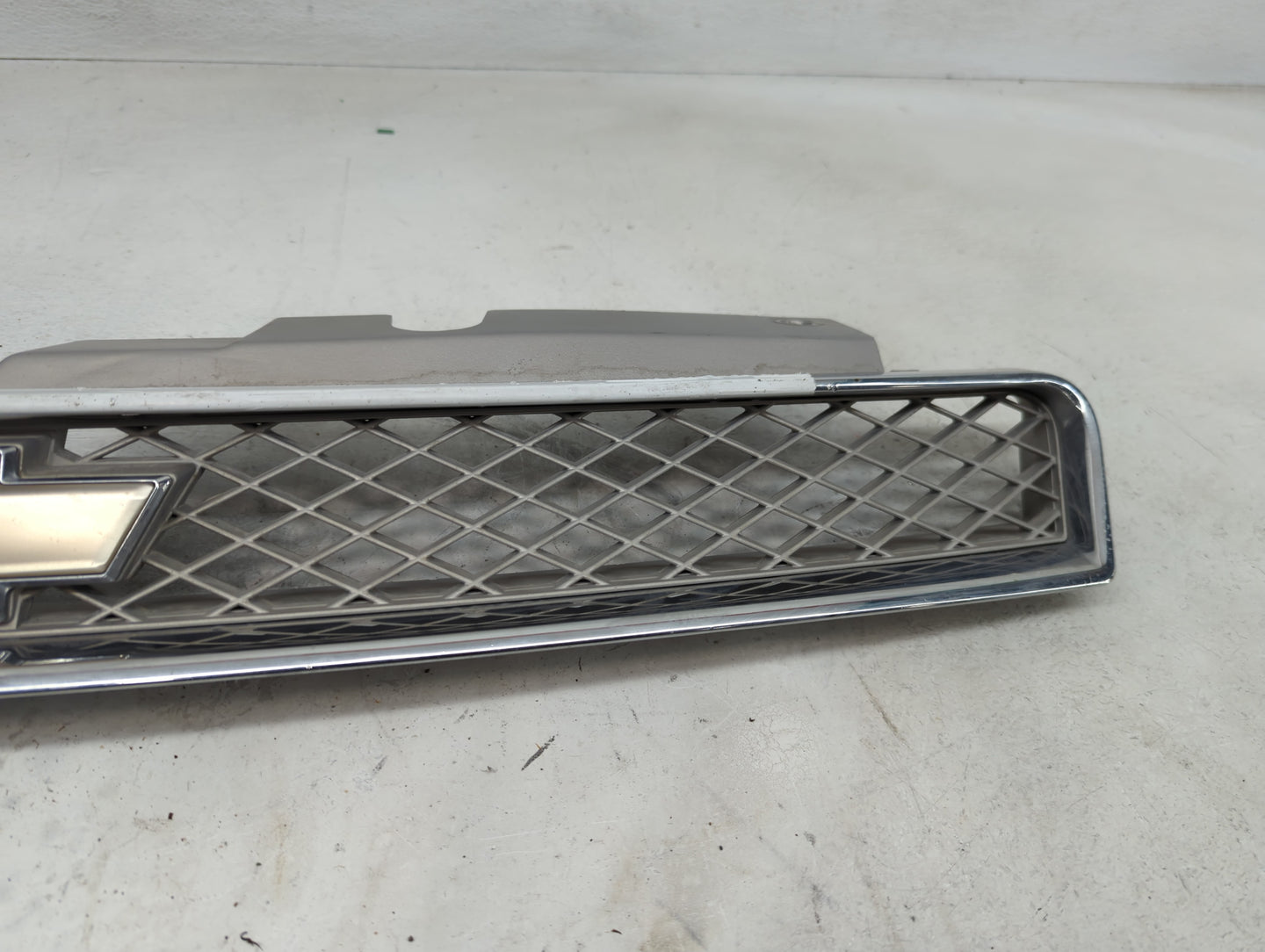2014 Chevrolet Impala Front Grille Bumper Not Included - Oemusedautoparts1.com