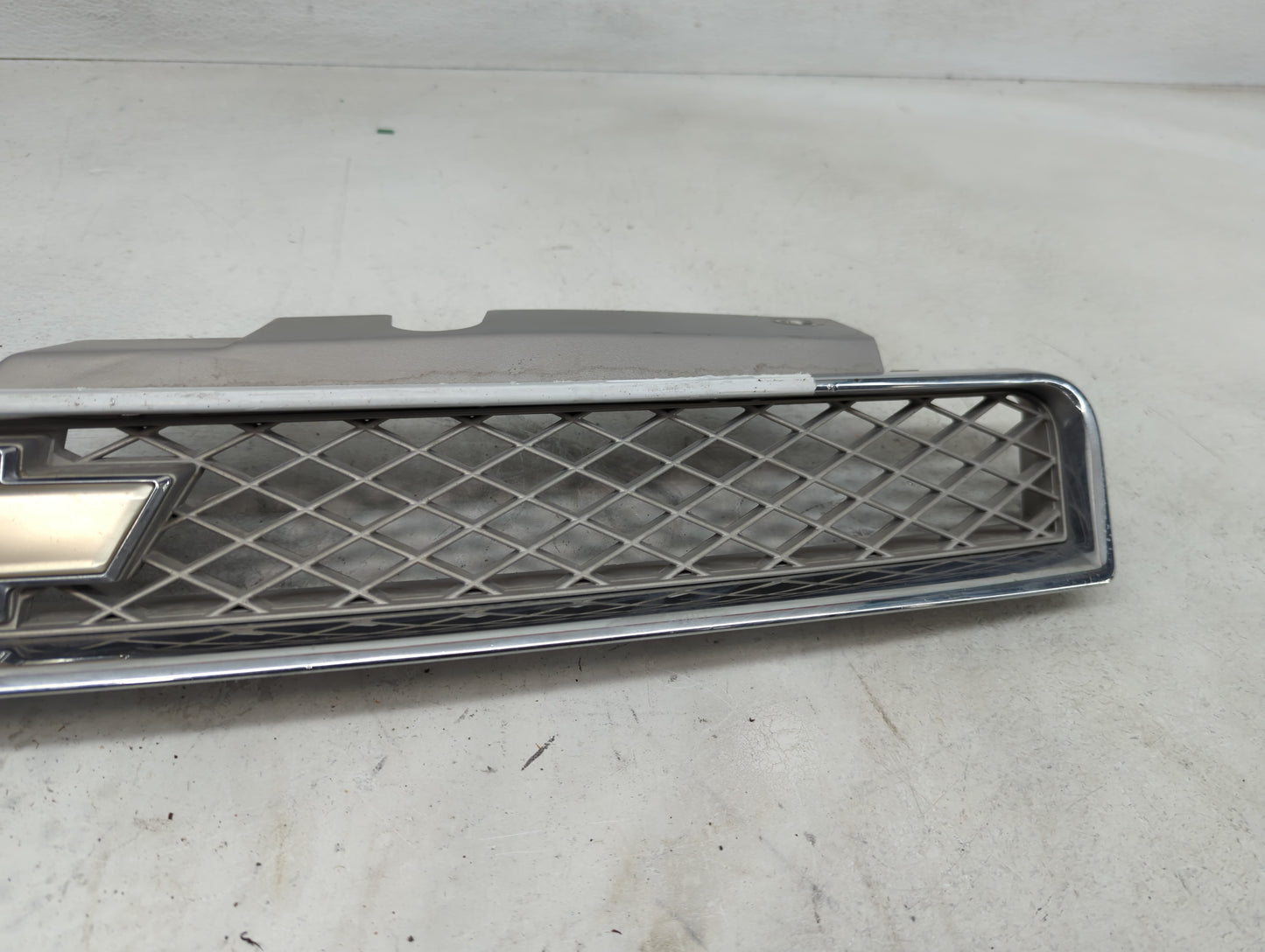 2014 Chevrolet Impala Front Grille Bumper Not Included - Oemusedautoparts1.com