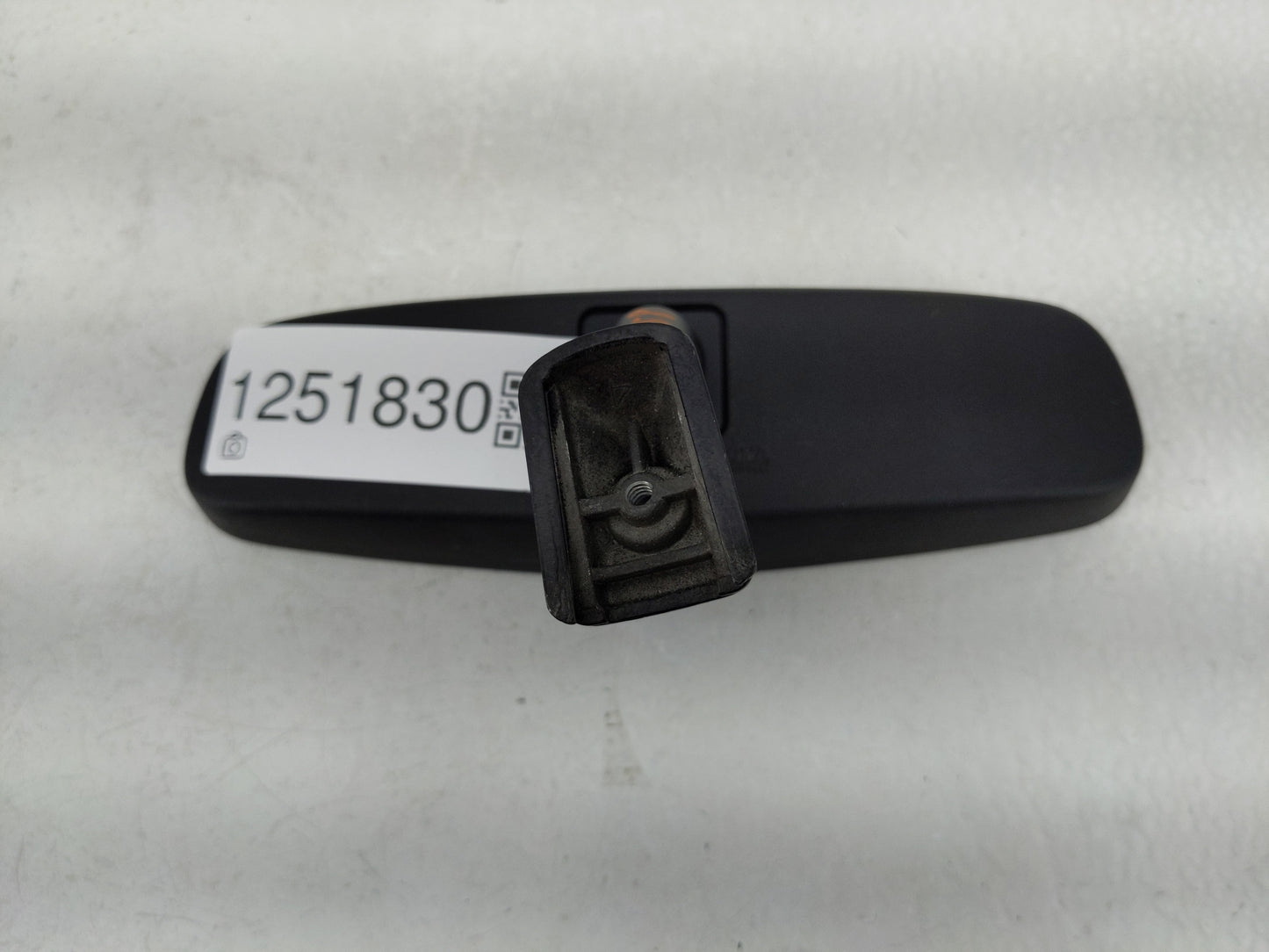 2014-2020 Chevrolet Impala Interior Rear View Mirror Replacement OEM P/N:e11026150 Fits OEM Used Auto Parts - Oemusedautopar