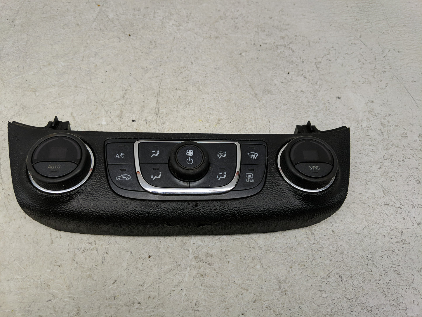 2014 Chevrolet Impala Climate Control Module Temperature AC/Heater Replacement P/N:000235226 23113226 Fits OEM Used Auto Par