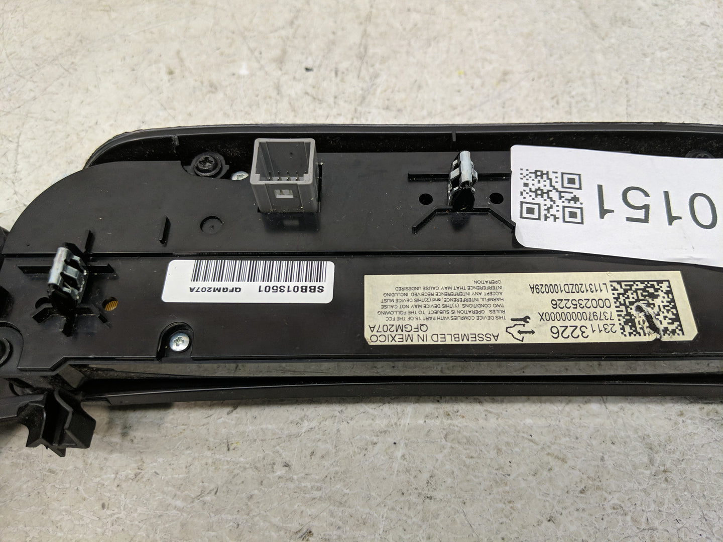 2014 Chevrolet Impala Climate Control Module Temperature AC/Heater Replacement P/N:000235226 23113226 Fits OEM Used Auto Par