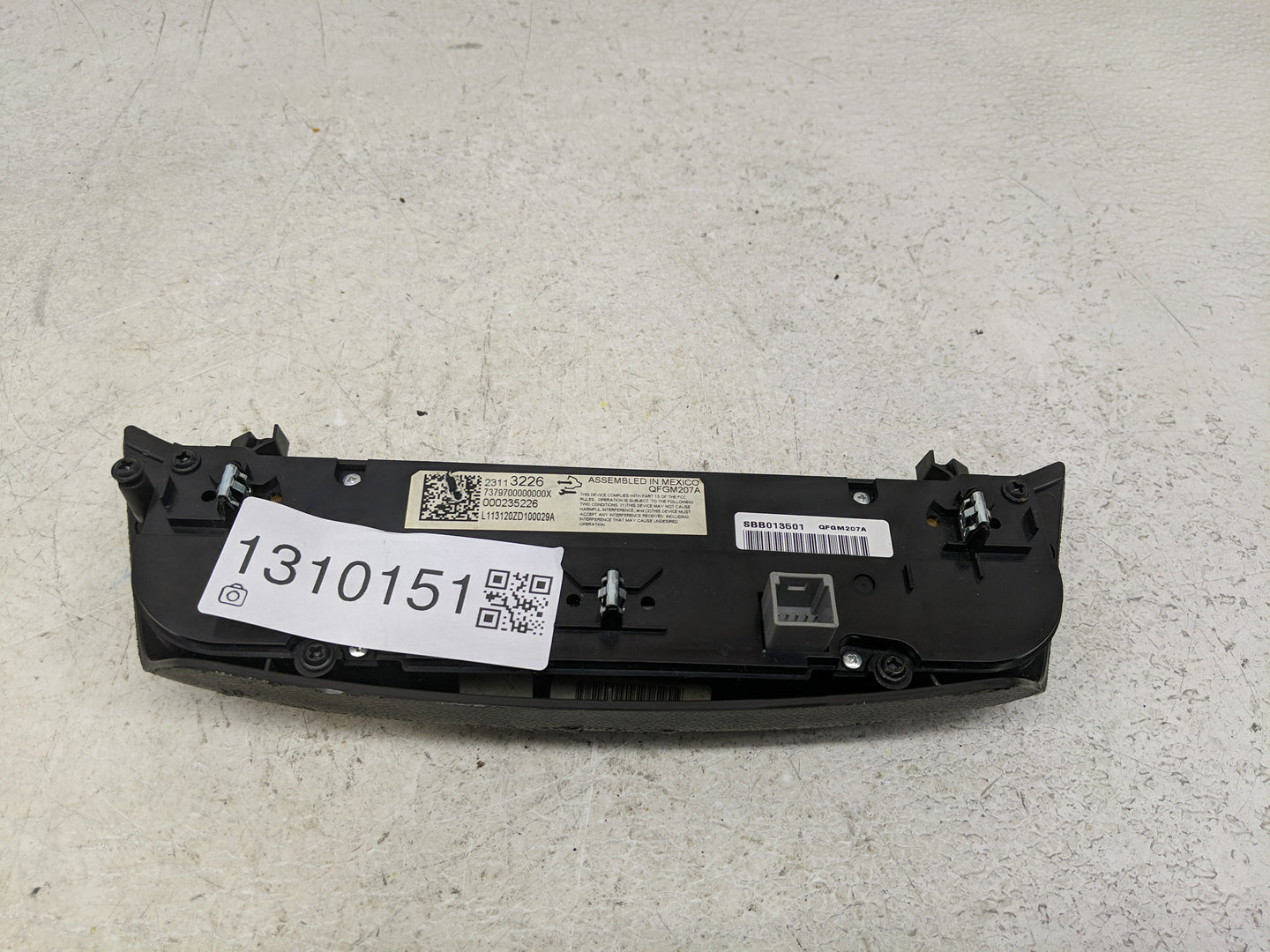 2014 Chevrolet Impala Climate Control Module Temperature AC/Heater Replacement P/N:000235226 23113226 Fits OEM Used Auto Par