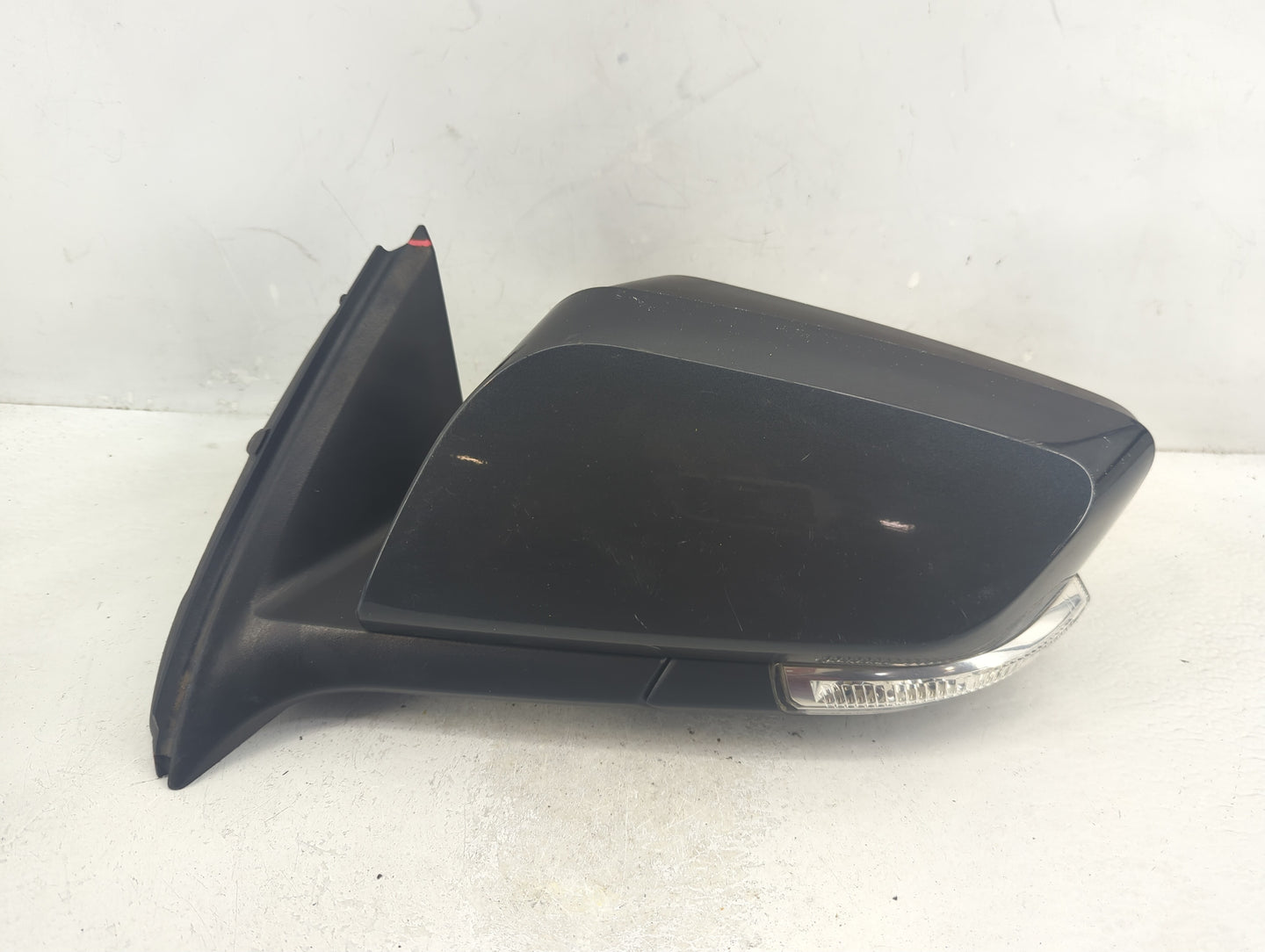 2014-2015 Chevrolet Impala Driver Side View Mirror - Left Door Mirror OEM Used - Oemusedautoparts1.com