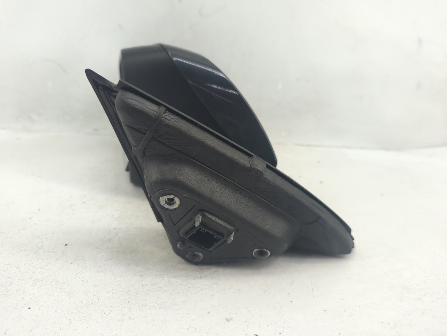 2014-2015 Chevrolet Impala Driver Side View Mirror - Left Door Mirror OEM Used - Oemusedautoparts1.com