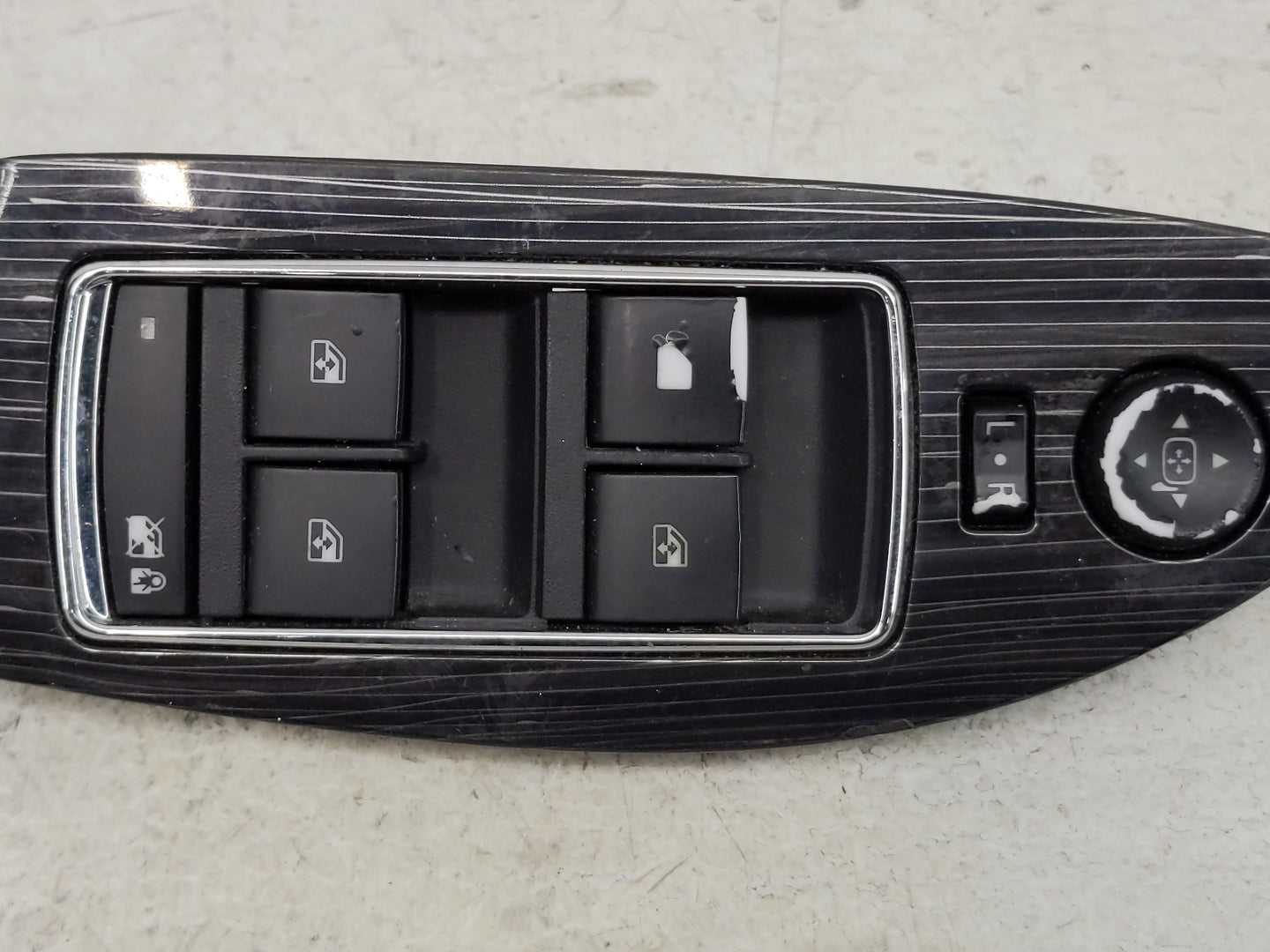 2014-2020 Chevrolet Impala Master Power Window Switch Replacement Driver Side Left P/N:22819398 Fits OEM Used Auto Parts - O