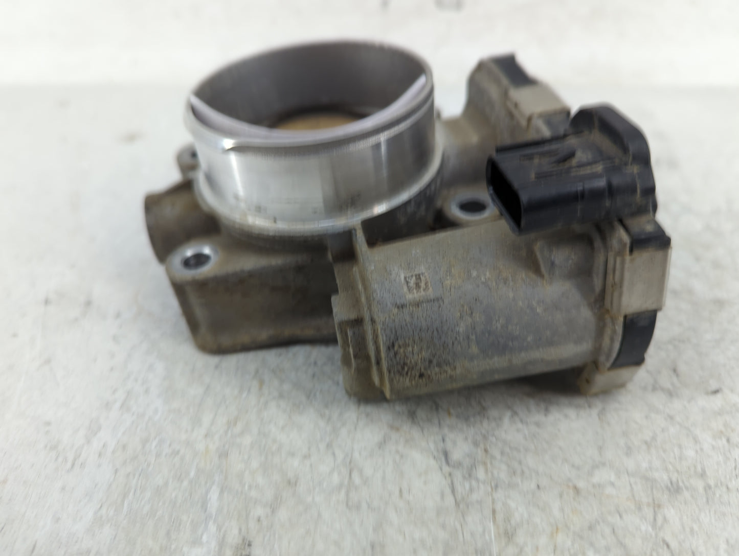 2014-2015 Chevrolet Impala Throttle Body P/N:12627217DA Fits Fits 2013 2014 2015 2017 2018 2019 2020 OEM Used Auto Parts - O