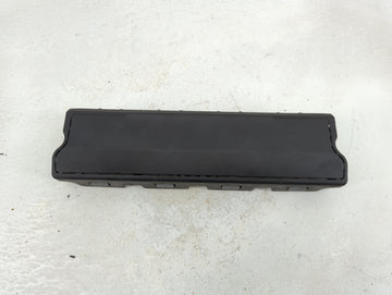 2014-2016 Chevrolet Impala Air Bag Driver Left Knee OEM P/N:23294308 Fits Fits 2014 2015 2016 OEM Used Auto Parts - Oemuseda