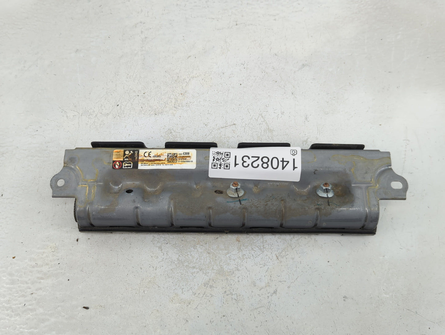 2014-2016 Chevrolet Impala Air Bag Driver Left Knee OEM P/N:23294308 Fits Fits 2014 2015 2016 OEM Used Auto Parts - Oemuseda