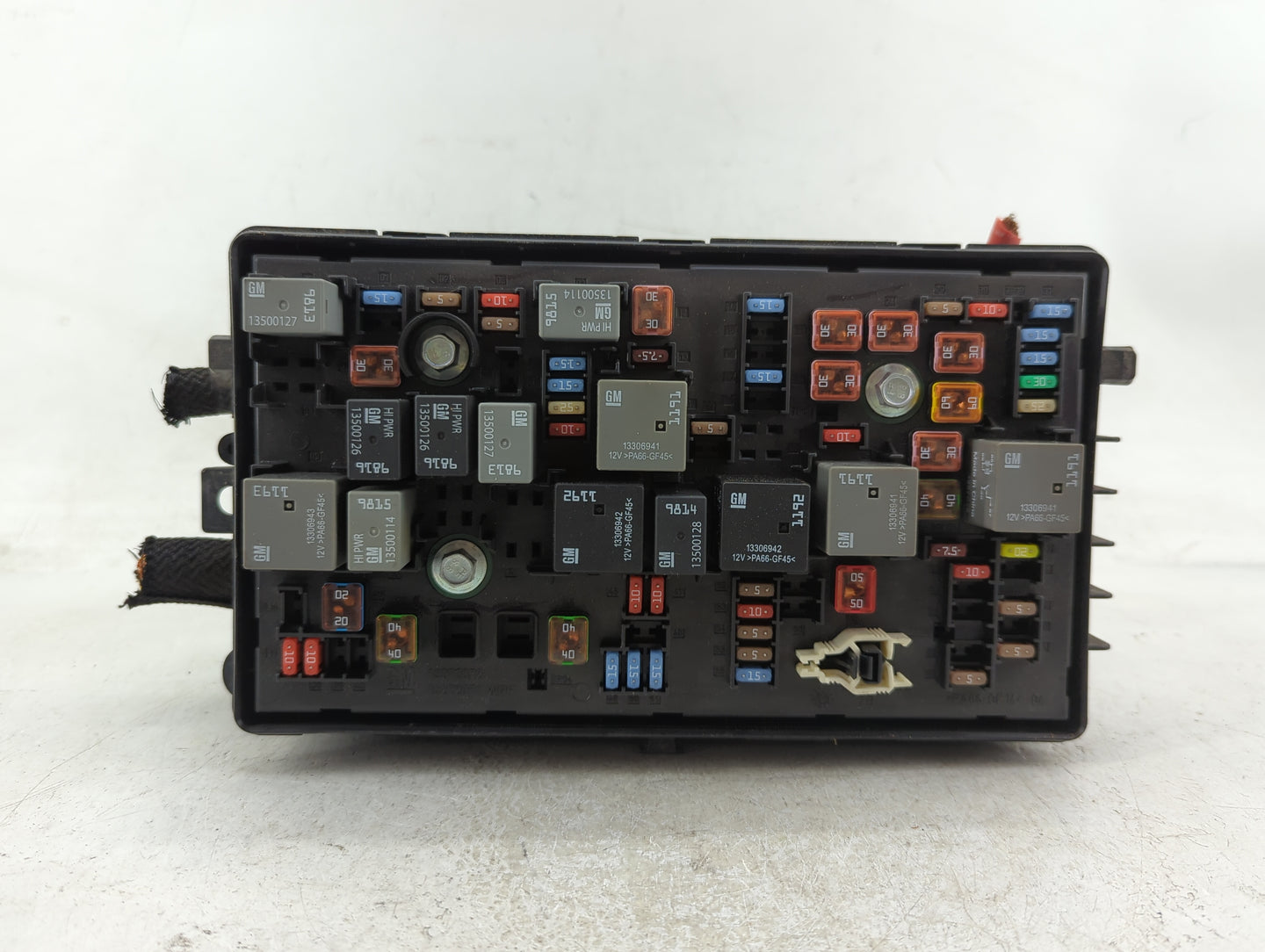 2014-2015 Chevrolet Impala Fusebox Fuse Box Panel Relay Module P/N:812461952 Fits Fits 2014 2015 OEM Used Auto Parts - Oemus