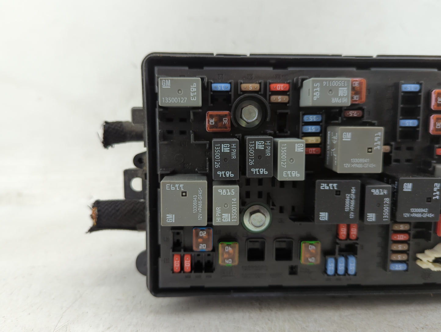 2014-2015 Chevrolet Impala Fusebox Fuse Box Panel Relay Module P/N:812461952 Fits Fits 2014 2015 OEM Used Auto Parts - Oemus