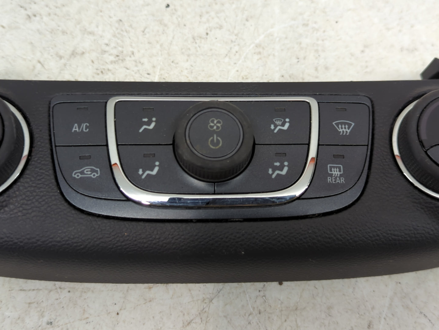 2014-2020 Chevrolet Impala Climate Control Module Temperature AC/Heater Replacement P/N:23453509 Fits OEM Used Auto Parts - 