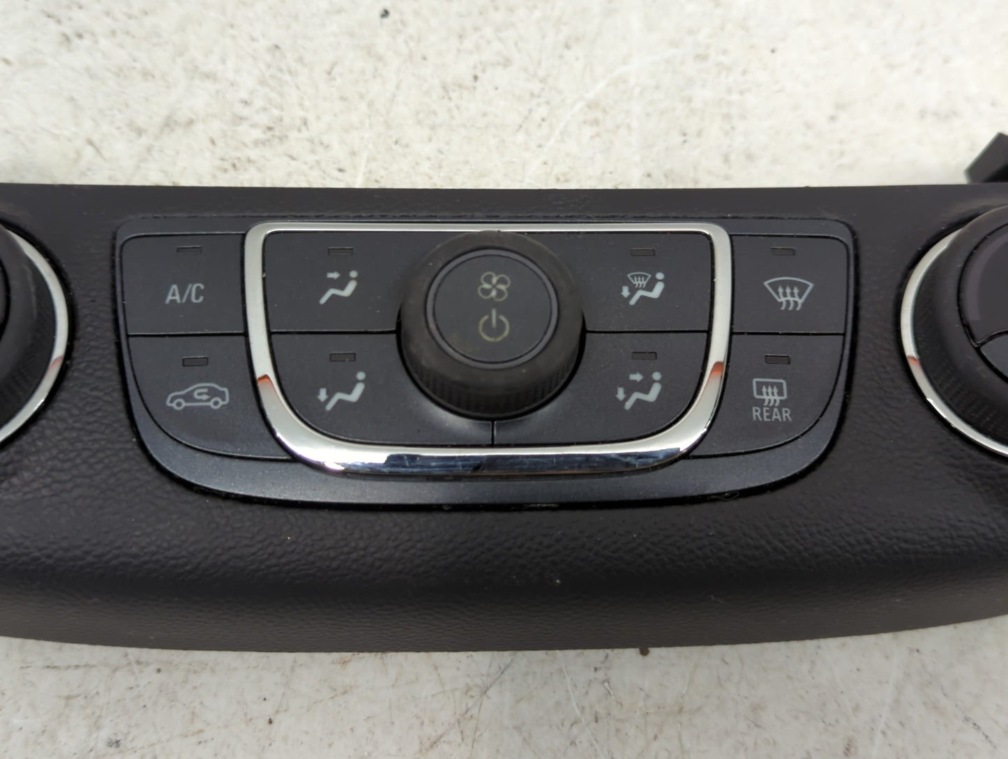 2014-2020 Chevrolet Impala Climate Control Module Temperature AC/Heater Replacement P/N:23453509 Fits OEM Used Auto Parts - 