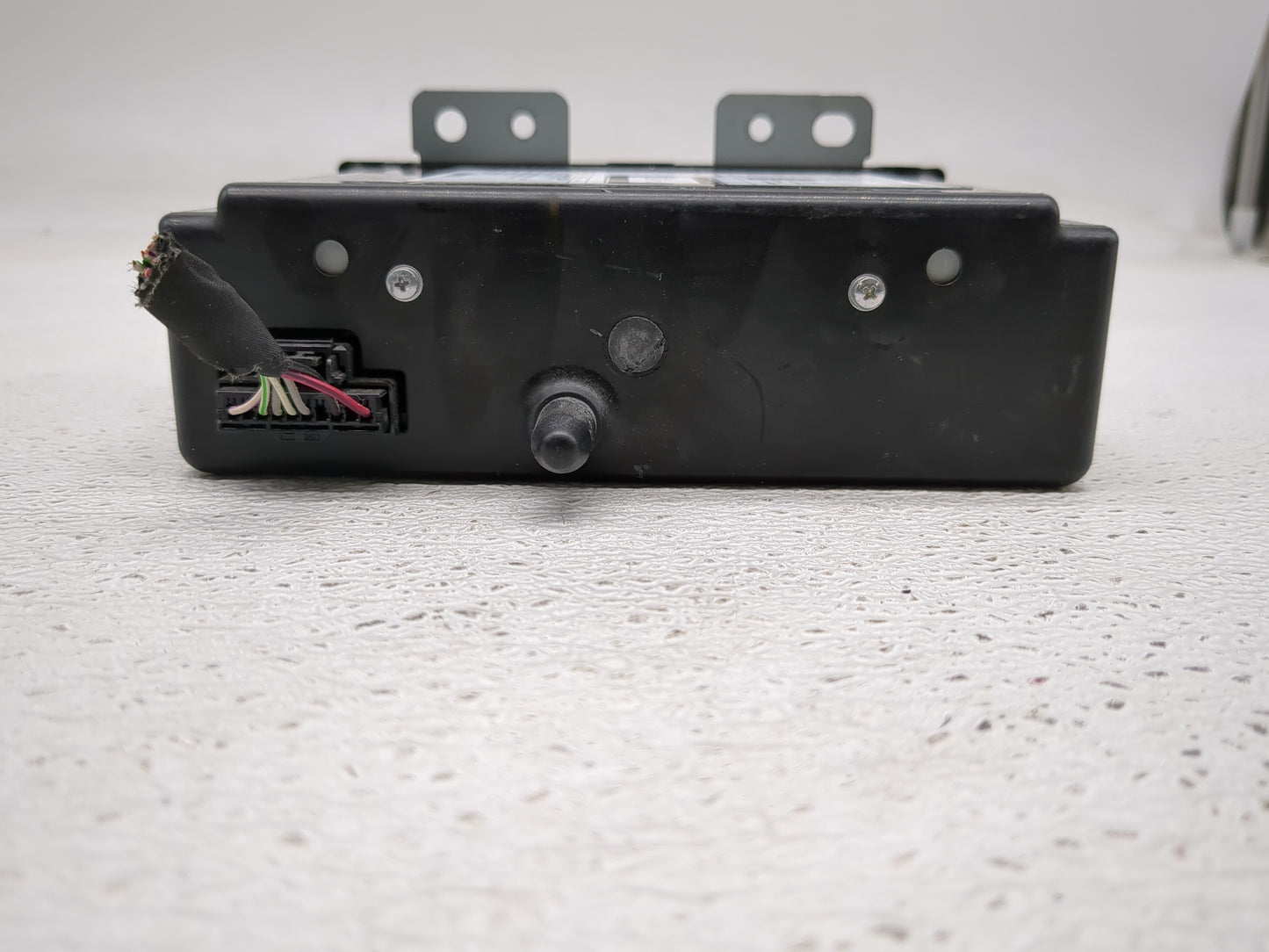 2013-2016 Chevrolet Impala Radio AM FM Cd Player Receiver Replacement P/N:23118961 Fits Fits 2013 2014 2015 2016 OEM Used Au