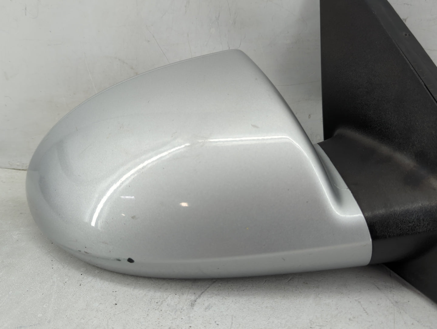 2007-2016 Chevrolet Impala Passenger Side View Mirror - Right Door Mirror OEM Used - Oemusedautoparts1.com