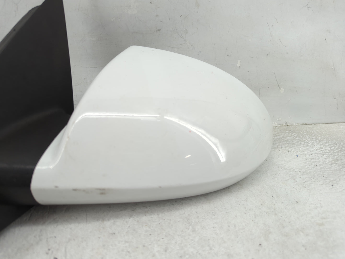 2006-2016 Chevrolet Impala Driver Side View Mirror - Left Door Mirror OEM Used - Oemusedautoparts1.com