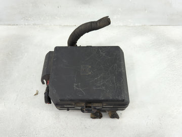 2012-2016 Chevrolet Impala Fusebox Fuse Box Panel Relay Module P/N:13786621-03 Fits Fits 2012 2013 2014 2015 2016 OEM Used A