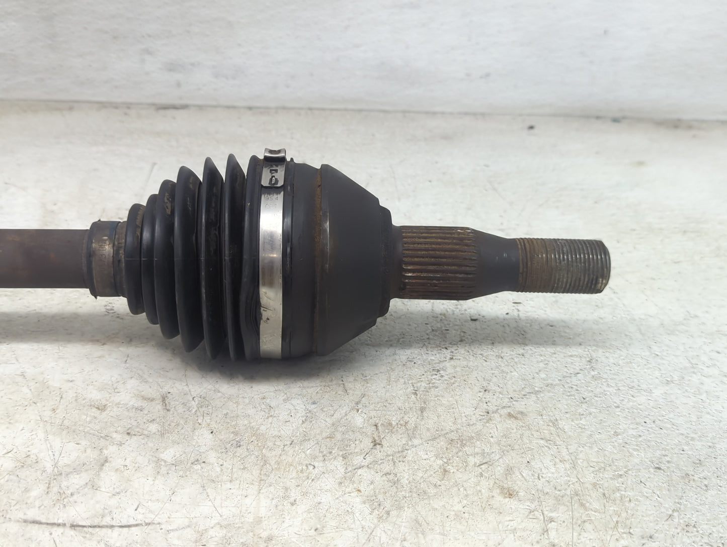 2012-2016 Chevrolet Impala Axle Shaft Front Driver Cv C/v - Oemusedautoparts1.com