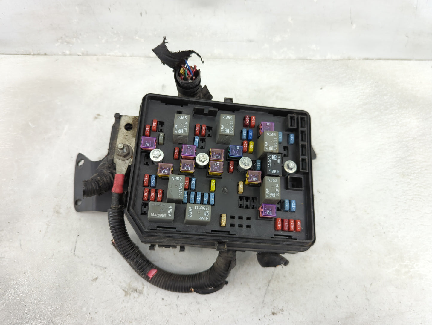 2012-2016 Chevrolet Impala Fusebox Fuse Box Panel Relay Module P/N:13786621-03 Fits Fits 2012 2013 2014 2015 2016 OEM Used A