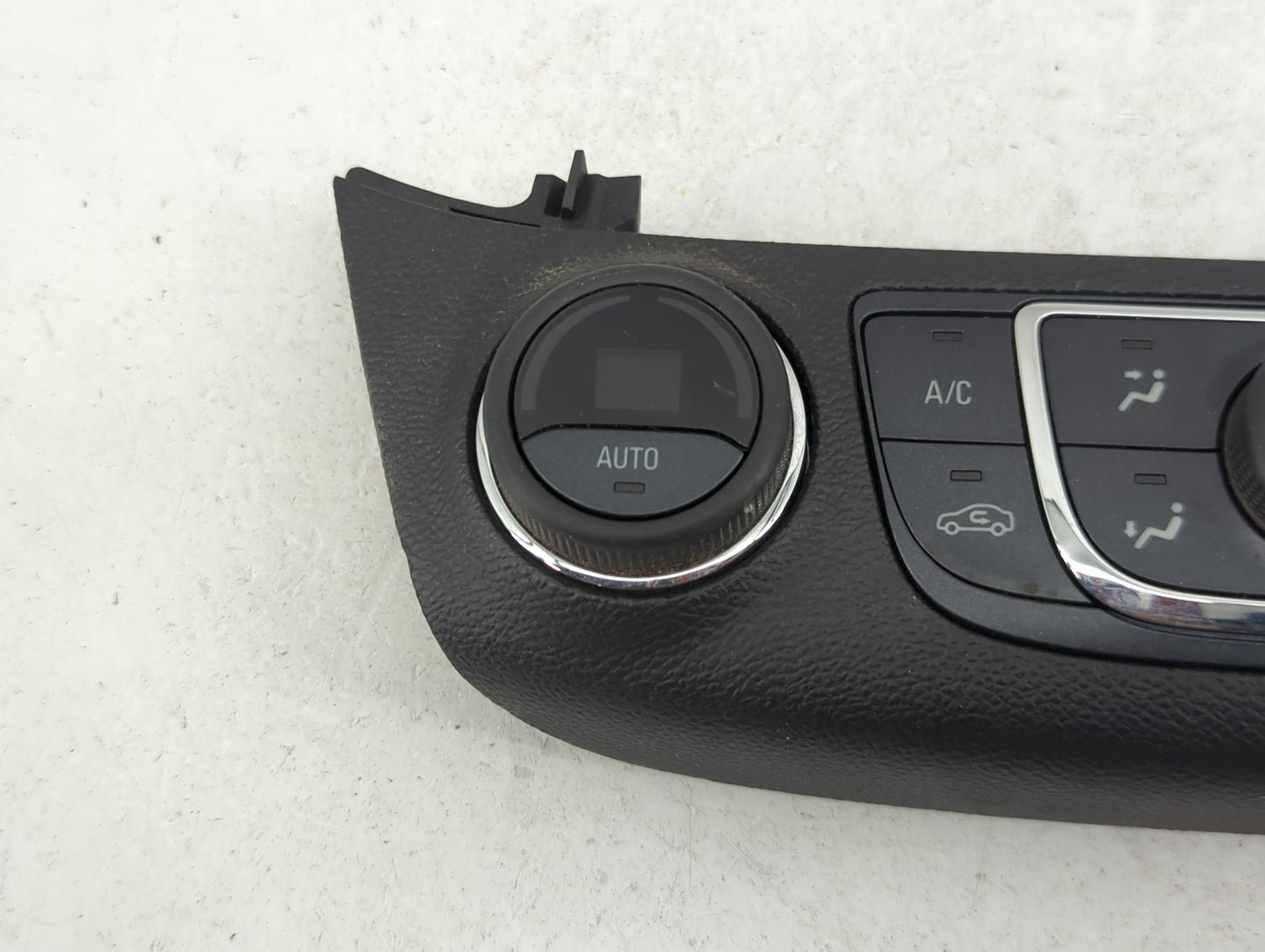 2014-2020 Chevrolet Impala Climate Control Module Temperature AC/Heater Replacement P/N:23113226 QFGM207A Fits OEM Used Auto